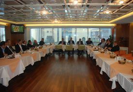Sivaslı Sanayici ve İşadamları Grubu Derneği Yönetimi Kavalye Restoran’daki Kahvaltıda Buluştu