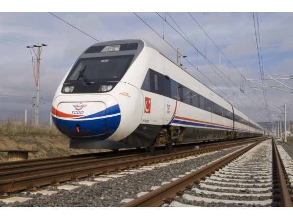 Hızlı Trenle Ankara 2 Saat İstanbul 5 saat olacak