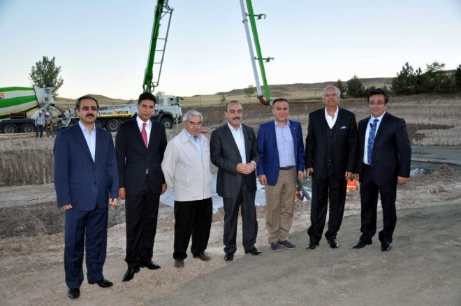 Sivas'ın çamuru dünyaya açıldı