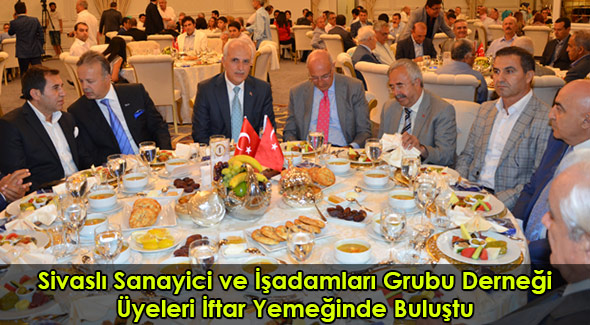 Sivaslı Sanayici ve İşadamları Grubu Derneği Üyeleri İftar Yemeğinde Buluştu