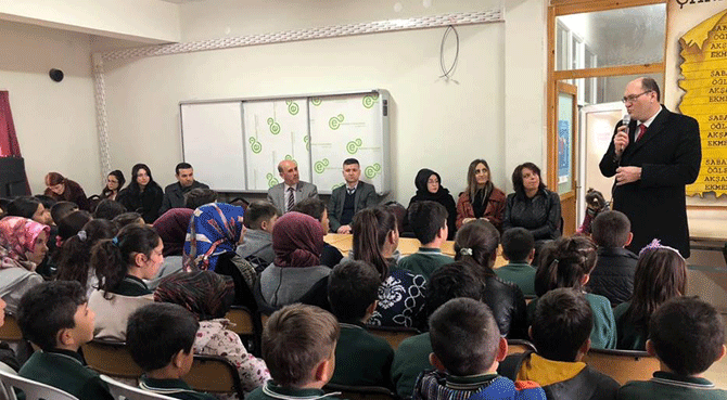 “Suşehri Okuyor” projesiyle öğrenciler ödüllendirildi